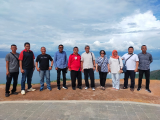 Bupati Taput Sambut Kedatangan Dewan Guru ASKI di Bandara Silangit