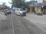Sempat Meresahkan, Lintasan Rel KA di Jalan Ahmad Yani Diperbaiki