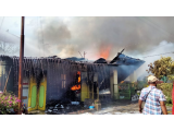 Tiga Rumah Terbakar di Tomuan, Api Diduga dari Kompor