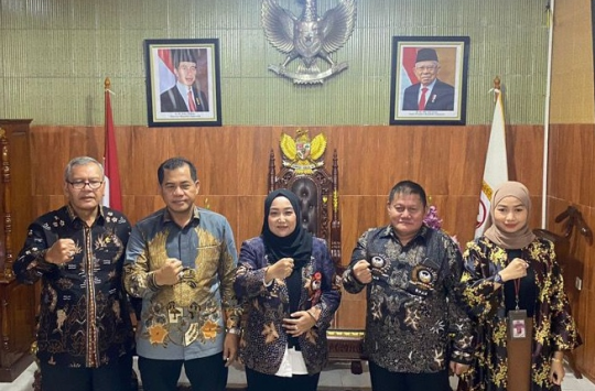 Pengurus Lembaga Aliansi Indonesia. (Foto: Istimewa)