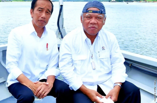 Presiden Joko Widodo (Jokowi) dan Menteri PUPR Basuki Hadimuljono. (Foto: Dok. Kementerian PUPR)